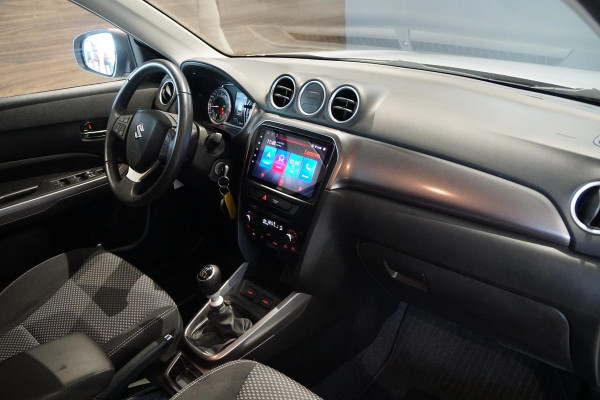 Suzuki Vitara 1.4 Boosterjet Select Smart Hybrid + STOELVERWARMING / CAMERA