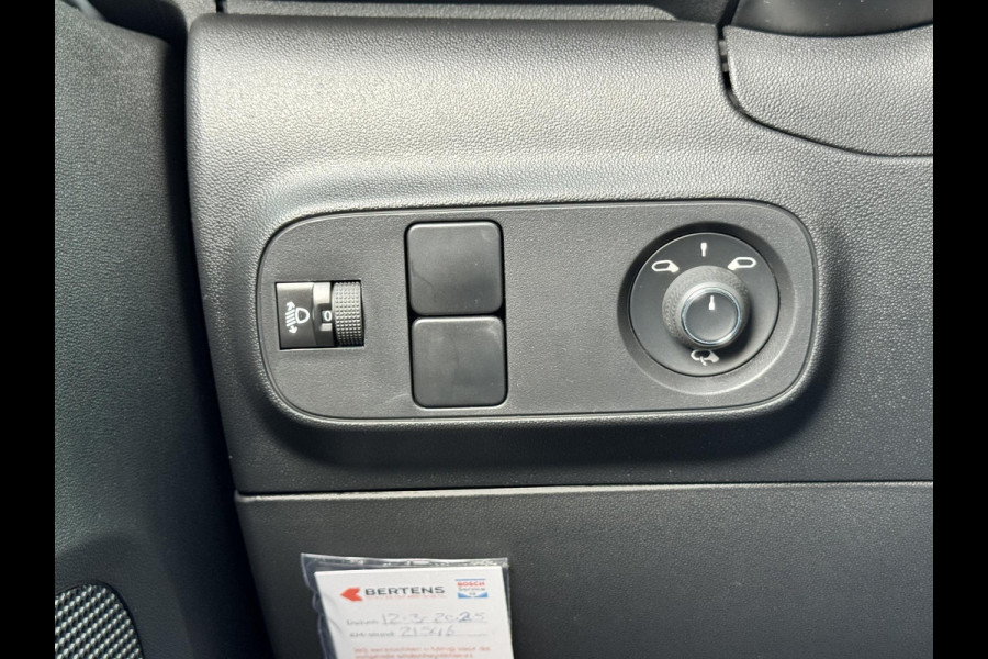 Citroën C3 1.2 PT 110 EAT6 Shine | Navi | Parkeercamera | Dodehoek | Prijs is rijklaar
