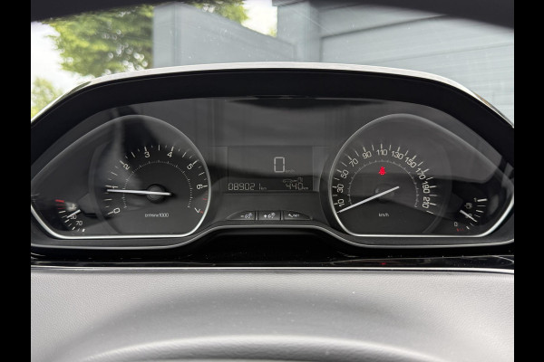 Peugeot 208 1.2 PureTech Like Airco,N.A.P,5 Deurs,Dealer Onderhouden,Elekt Ramen,Apk tot 10-2026