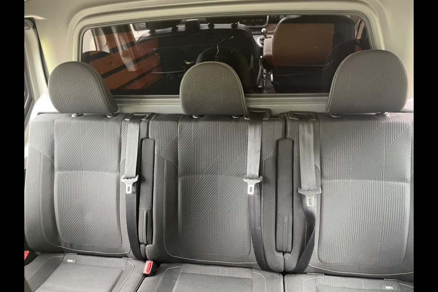 Renault Trafic 1.6 dCi T29 L2H1 Dubbelcabine 6 Zitter Airco Navi