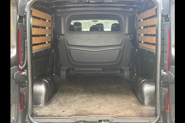 Renault Trafic 1.6 dCi T29 L2H1 Dubbelcabine 6 Zitter Airco Navi