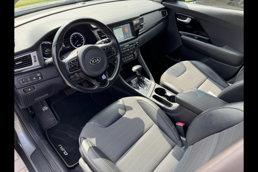 Kia Niro 1.6 GDi Hybrid DynamicLine | Parkeersensoren, Navigatie, Parkeercamera, Apple CarPlay/Android auto