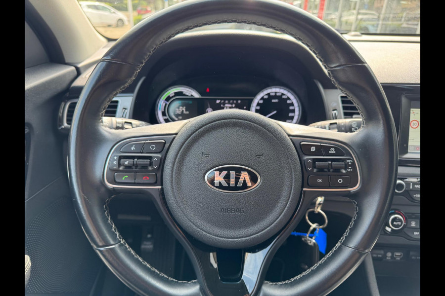 Kia Niro 1.6 GDi Hybrid DynamicLine | Parkeersensoren, Navigatie, Parkeercamera, Apple CarPlay/Android auto