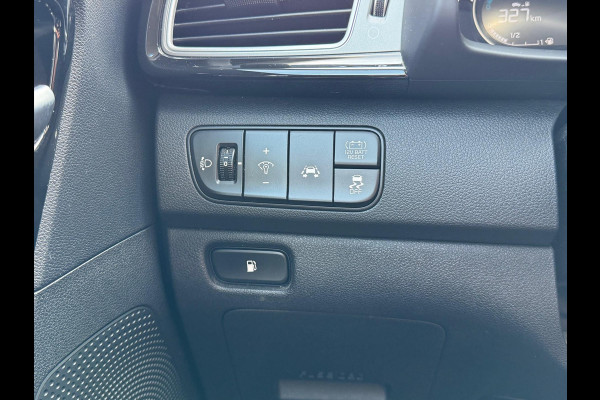 Kia Niro 1.6 GDi Hybrid DynamicLine | Parkeersensoren, Navigatie, Parkeercamera, Apple CarPlay/Android auto