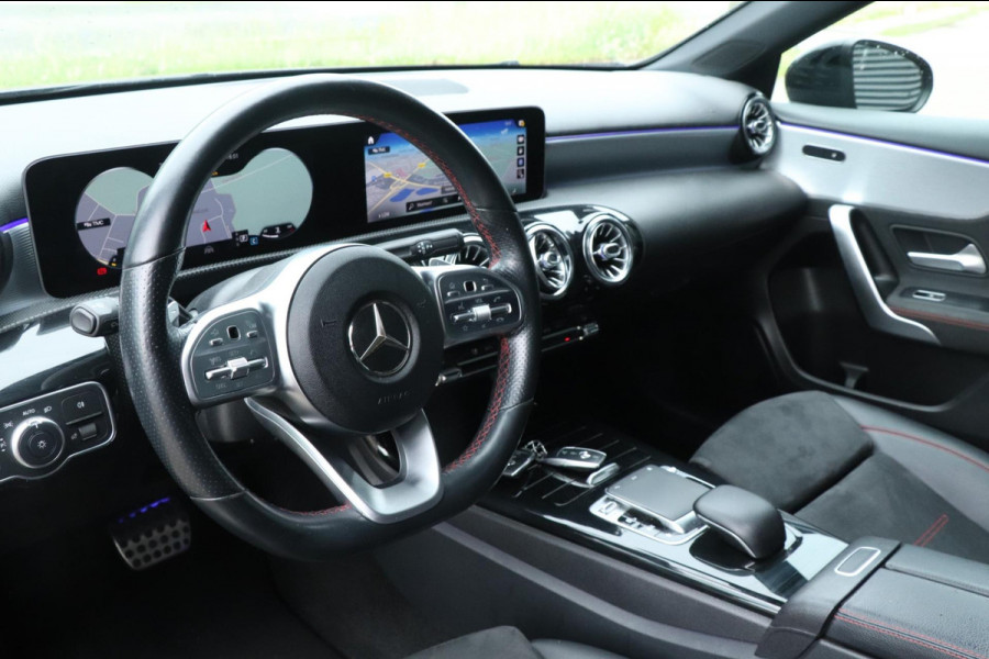 Mercedes-Benz A-Klasse 200 AMG | PANO - SFEER - VOLL!