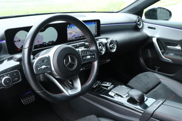 Mercedes-Benz A-Klasse 200 AMG | PANO - SFEER - VOLL!