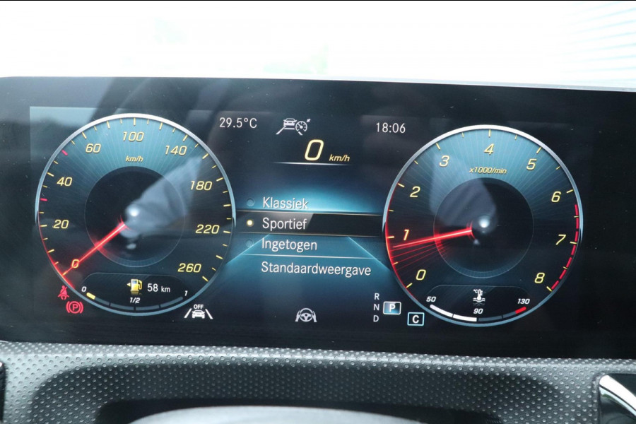 Mercedes-Benz A-Klasse 200 AMG | PANO - SFEER - VOLL!