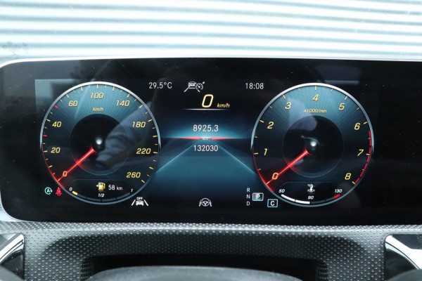 Mercedes-Benz A-Klasse 200 AMG | PANO - SFEER - VOLL!