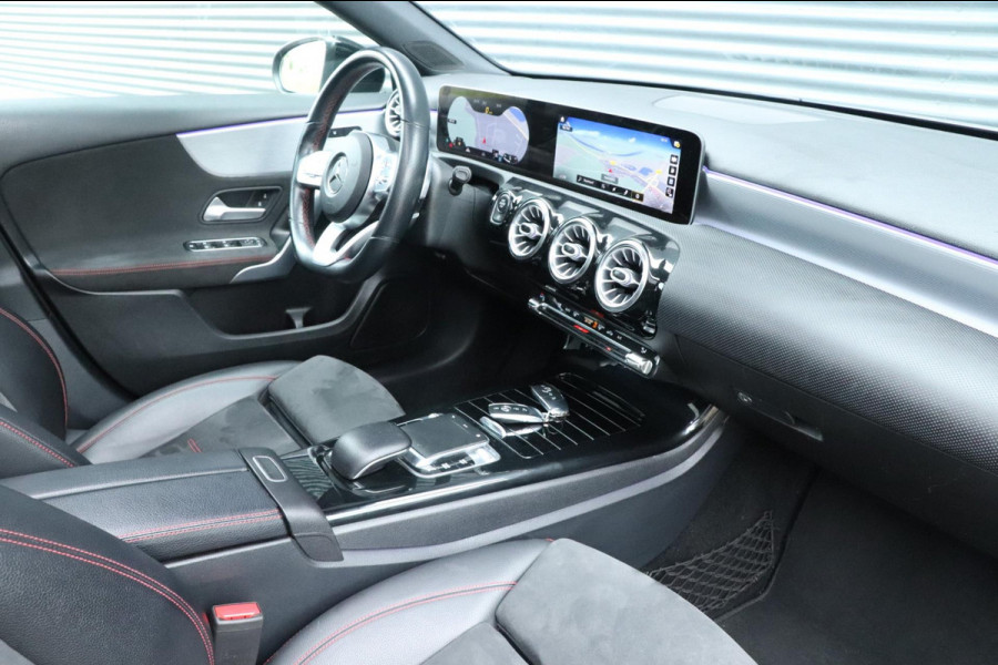 Mercedes-Benz A-Klasse 200 AMG | PANO - SFEER - VOLL!