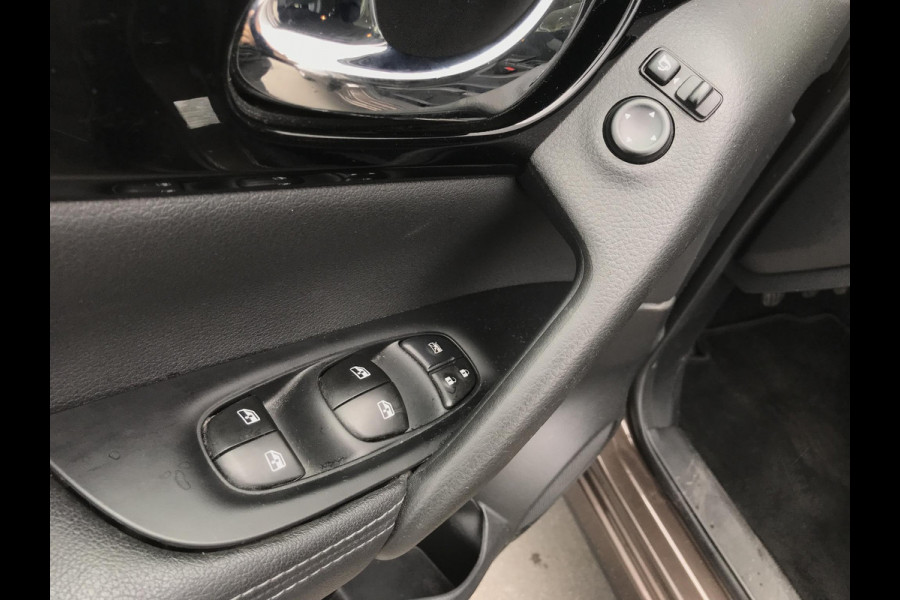 Nissan QASHQAI 1.3 DIG-T Business Edition Trekhaak Pano dak