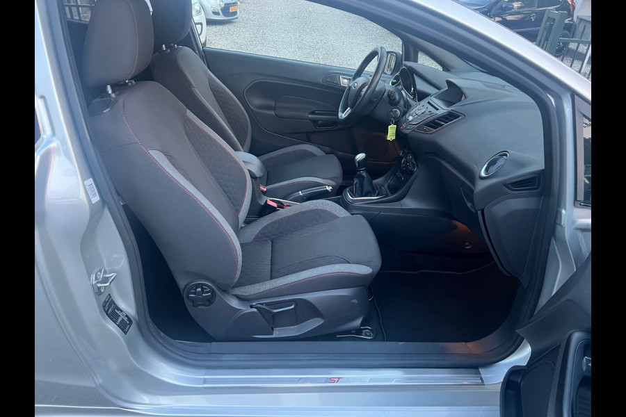 Ford Fiesta 1.0 EcoBoost ST Line 125 PK - NL-AUTO-NAP.