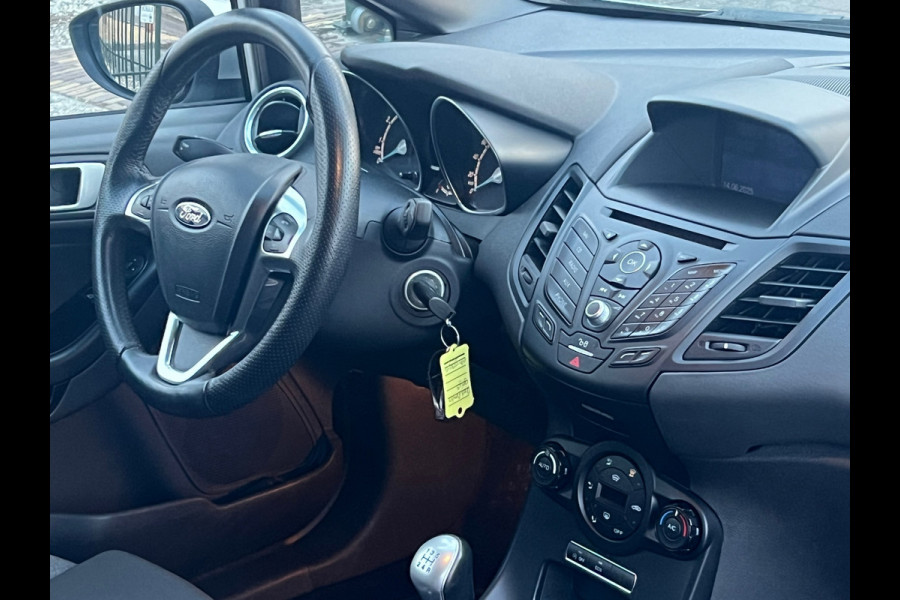 Ford Fiesta 1.0 EcoBoost ST Line 125 PK - NL-AUTO-NAP.