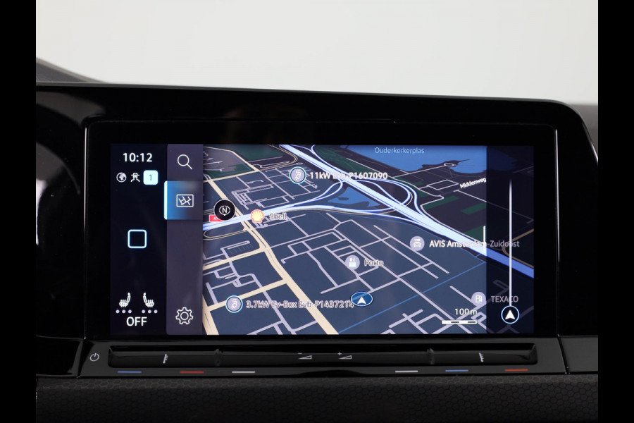 Volkswagen Golf 1.4 eHybrid GTE 245 pk Automaat (DSG) | Navigatie | Parkeersensoren | Adaptieve cruise control | Autom. airco (3 zones) | Stoelverwarming |