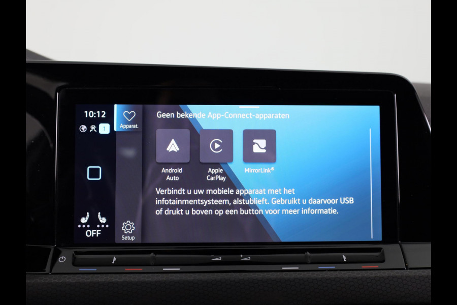 Volkswagen Golf 1.4 eHybrid GTE 245 pk Automaat (DSG) | Navigatie | Parkeersensoren | Adaptieve cruise control | Autom. airco (3 zones) | Stoelverwarming |