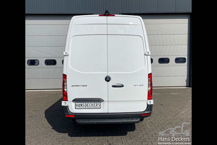 Mercedes-Benz Sprinter 317 170 PK L2H3 Automaat MBUX 10.25 Camera Parkeersensoren