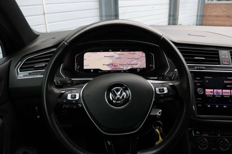 Volkswagen Tiguan 1.5 TSI ACT Highline Business R Panodak Virtuel cockpit Navi Camera Bj:2020