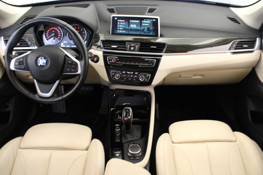 BMW X1 sDrive18i High Executive