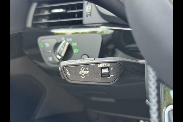 Audi A5 Sportback 35 TFSI S-line black edition Automaat | Navigatiesysteem | Bang&Olufsen audio | Leer/alcantara grijs | Adaptieve cruis