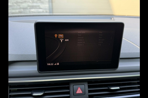 Audi A5 Sportback 35 TFSI S-line black edition Automaat | Navigatiesysteem | Bang&Olufsen audio | Leer/alcantara grijs | Adaptieve cruis