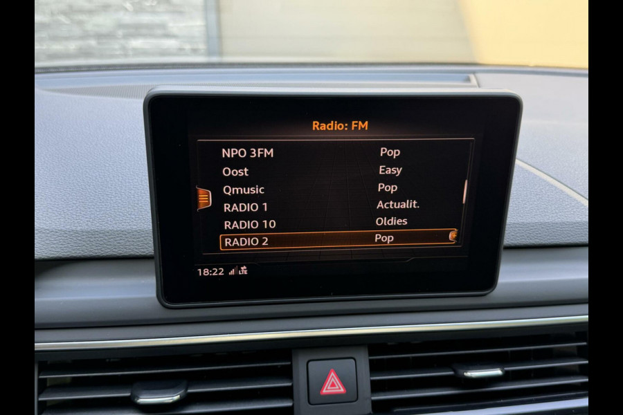 Audi A5 Sportback 35 TFSI S-line black edition Automaat | Navigatiesysteem | Bang&Olufsen audio | Leer/alcantara grijs | Adaptieve cruis