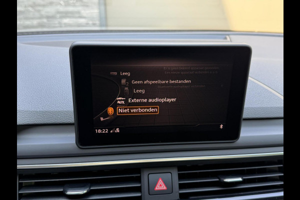 Audi A5 Sportback 35 TFSI S-line black edition Automaat | Navigatiesysteem | Bang&Olufsen audio | Leer/alcantara grijs | Adaptieve cruis