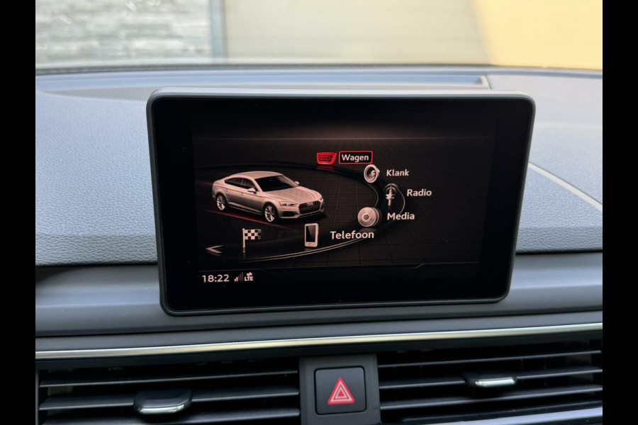 Audi A5 Sportback 35 TFSI S-line black edition Automaat | Navigatiesysteem | Bang&Olufsen audio | Leer/alcantara grijs | Adaptieve cruis