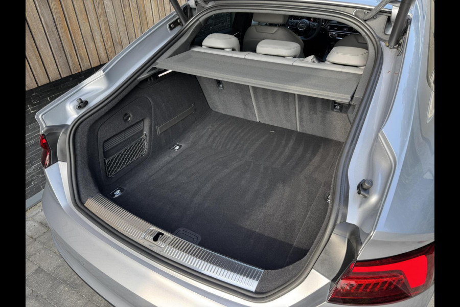 Audi A5 Sportback 35 TFSI S-line black edition Automaat | Navigatiesysteem | Bang&Olufsen audio | Leer/alcantara grijs | Adaptieve cruis