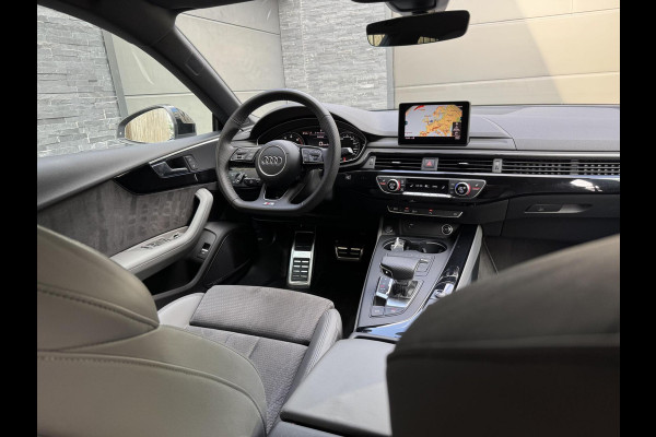 Audi A5 Sportback 35 TFSI S-line black edition Automaat | Navigatiesysteem | Bang&Olufsen audio | Leer/alcantara grijs | Adaptieve cruis
