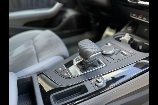Audi A5 Sportback 35 TFSI S-line black edition Automaat | Navigatiesysteem | Bang&Olufsen audio | Leer/alcantara grijs | Adaptieve cruis