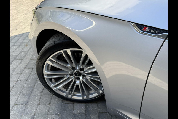 Audi A5 Sportback 35 TFSI S-line black edition Automaat | Navigatiesysteem | Bang&Olufsen audio | Leer/alcantara grijs | Adaptieve cruis