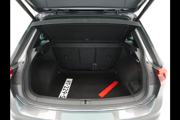Volkswagen Tiguan 1.4 TSI 150pk DSG Highline R-Line Trekhaak Leder Camera Navigatie 43