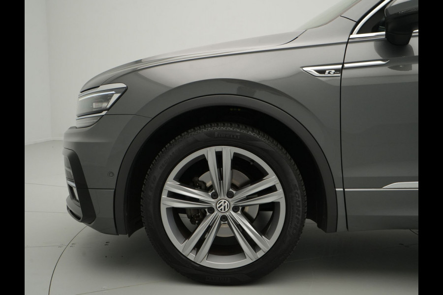 Volkswagen Tiguan 1.4 TSI 150pk DSG Highline R-Line Trekhaak Leder Camera Navigatie 43