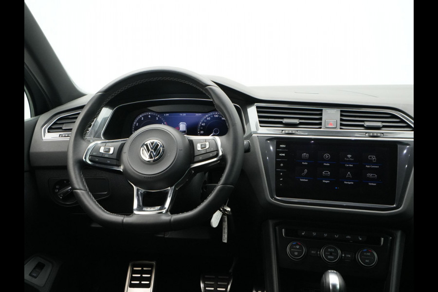 Volkswagen Tiguan 1.4 TSI 150pk DSG Highline R-Line Trekhaak Leder Camera Navigatie 43