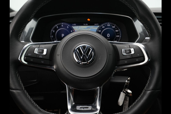 Volkswagen Tiguan 1.4 TSI 150pk DSG Highline R-Line Trekhaak Leder Camera Navigatie 43