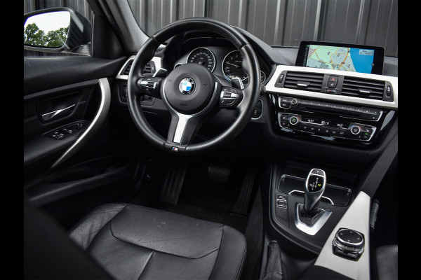 BMW 3-serie 320i CENTENNIAL HIGH EXECUTIVE | 184PK | LED | NL-AUTO | SCHUIF-/-DAK | 19INCH. | PROF. NAVI | STOELVERWARMING | PDC | LEDER