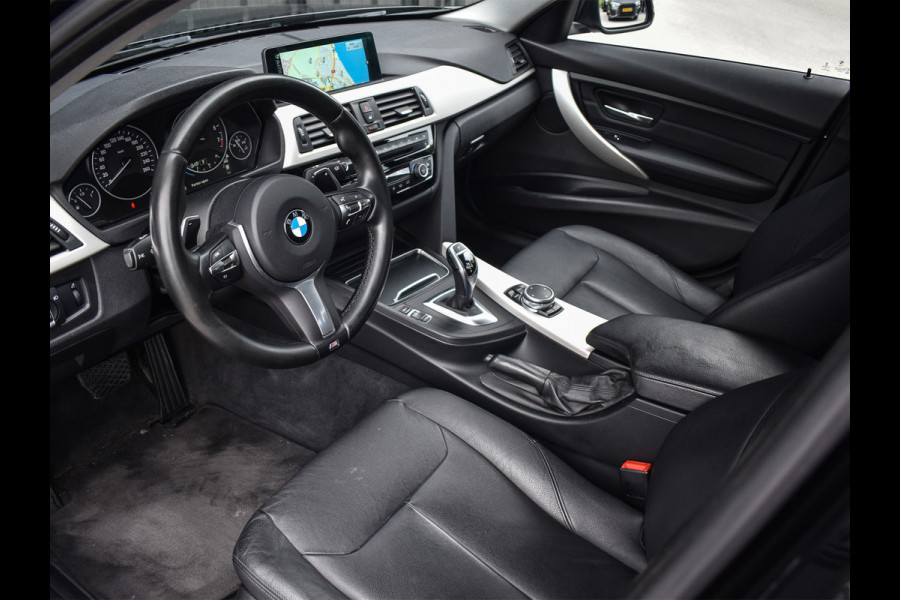 BMW 3-serie 320i CENTENNIAL HIGH EXECUTIVE | 184PK | LED | NL-AUTO | SCHUIF-/-DAK | 19INCH. | PROF. NAVI | STOELVERWARMING | PDC | LEDER