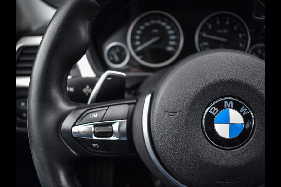 BMW 3-serie 320i CENTENNIAL HIGH EXECUTIVE | 184PK | LED | NL-AUTO | SCHUIF-/-DAK | 19INCH. | PROF. NAVI | STOELVERWARMING | PDC | LEDER