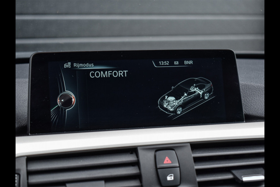 BMW 3-serie 320i CENTENNIAL HIGH EXECUTIVE | 184PK | LED | NL-AUTO | SCHUIF-/-DAK | 19INCH. | PROF. NAVI | STOELVERWARMING | PDC | LEDER