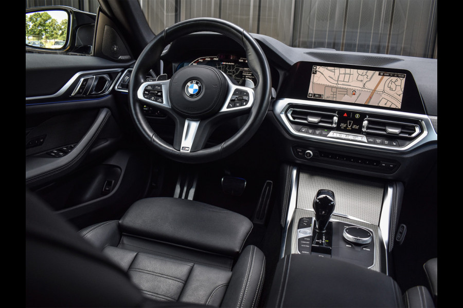 BMW 4 Serie Gran Coupé M440i X-DRIVE | 374 PK | NL-AUTO | M-SPORT | ACTIVE CRUISE | SPORT-BRAKE | M-SPORT DFFERENTIAL | PANORAMADAK | MEMORY