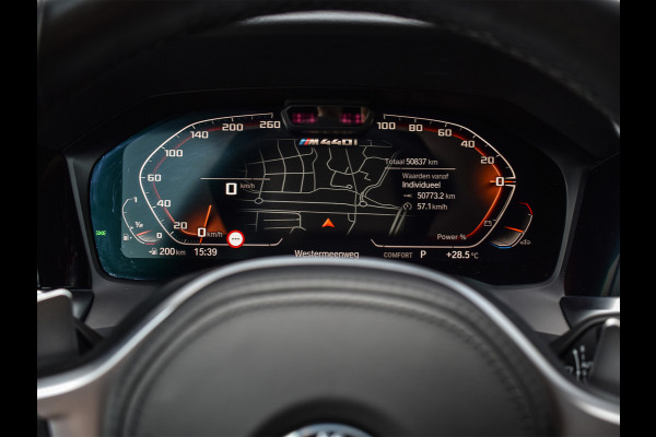 BMW 4 Serie Gran Coupé M440i X-DRIVE | 374 PK | NL-AUTO | M-SPORT | ACTIVE CRUISE | SPORT-BRAKE | M-SPORT DFFERENTIAL | PANORAMADAK | MEMORY