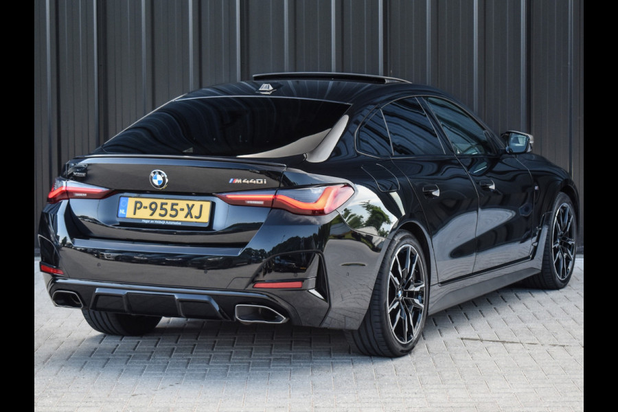 BMW 4 Serie Gran Coupé M440i X-DRIVE | 374 PK | NL-AUTO | M-SPORT | ACTIVE CRUISE | SPORT-BRAKE | M-SPORT DFFERENTIAL | PANORAMADAK | MEMORY