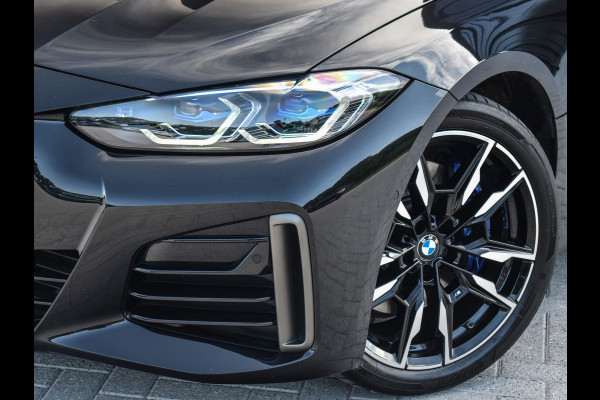 BMW 4 Serie Gran Coupé M440i X-DRIVE | 374 PK | NL-AUTO | M-SPORT | ACTIVE CRUISE | SPORT-BRAKE | M-SPORT DFFERENTIAL | PANORAMADAK | MEMORY