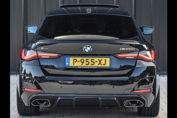 BMW 4 Serie Gran Coupé M440i X-DRIVE | 374 PK | NL-AUTO | M-SPORT | ACTIVE CRUISE | SPORT-BRAKE | M-SPORT DFFERENTIAL | PANORAMADAK | MEMORY