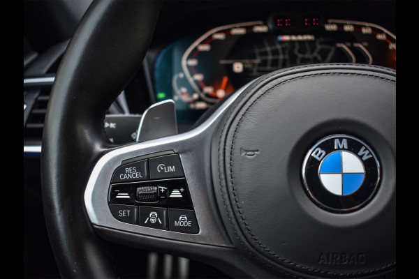 BMW 4 Serie Gran Coupé M440i X-DRIVE | 374 PK | NL-AUTO | M-SPORT | ACTIVE CRUISE | SPORT-BRAKE | M-SPORT DFFERENTIAL | PANORAMADAK | MEMORY