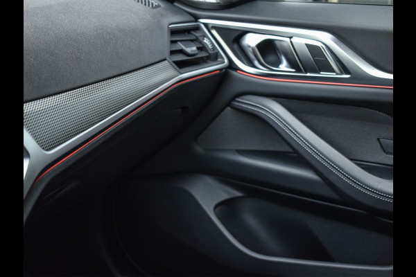 BMW 4 Serie Gran Coupé M440i X-DRIVE | 374 PK | NL-AUTO | M-SPORT | ACTIVE CRUISE | SPORT-BRAKE | M-SPORT DFFERENTIAL | PANORAMADAK | MEMORY