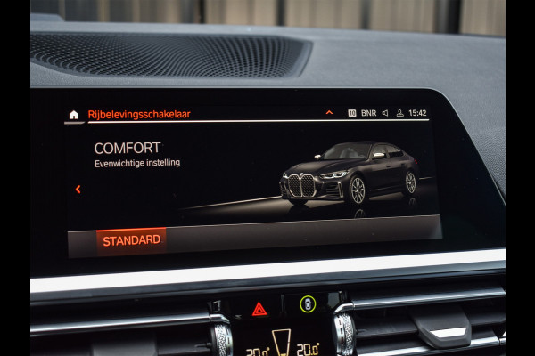 BMW 4 Serie Gran Coupé M440i X-DRIVE | 374 PK | NL-AUTO | M-SPORT | ACTIVE CRUISE | SPORT-BRAKE | M-SPORT DFFERENTIAL | PANORAMADAK | MEMORY