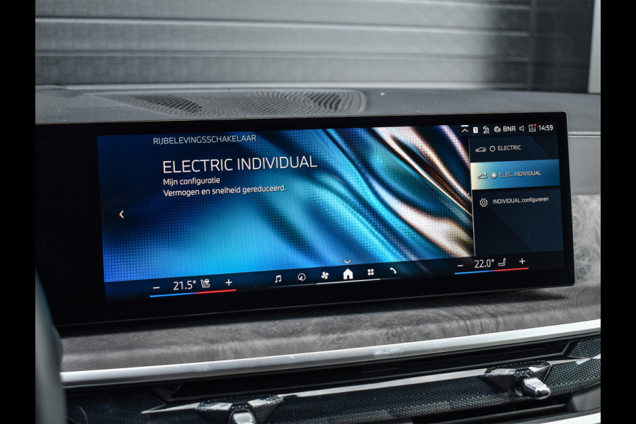 BMW X5 xDrive50e | M-SPORT | COMFORT ACCESS | SOFT-CLOSE | TREKHAAK | PANORAMADAK -SKY LOUNGE | MASSAGE STOELEN | ACOUSTIC GLASS | 4-ZO