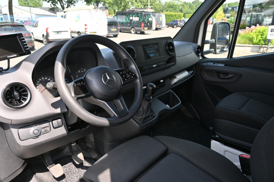 Mercedes-Benz Sprinter 514 CDI L3 Open laadbak Airco, Geveerde stoel, MBUX met Apple Carplay / Android Auto