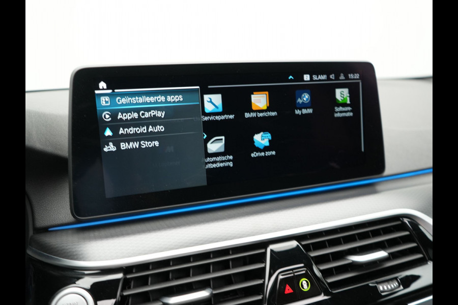 BMW 5 Serie Touring 530e M Sport Plug In Hybrid 293pk PHEV | Trekhaak af Fabriek | Laser LED |  Adaptive Cruise | Harman Kardon | Lederen Sportstoelen Verwarmd | Keyless | Camera | Sfeerverlichting | Navi Prof |