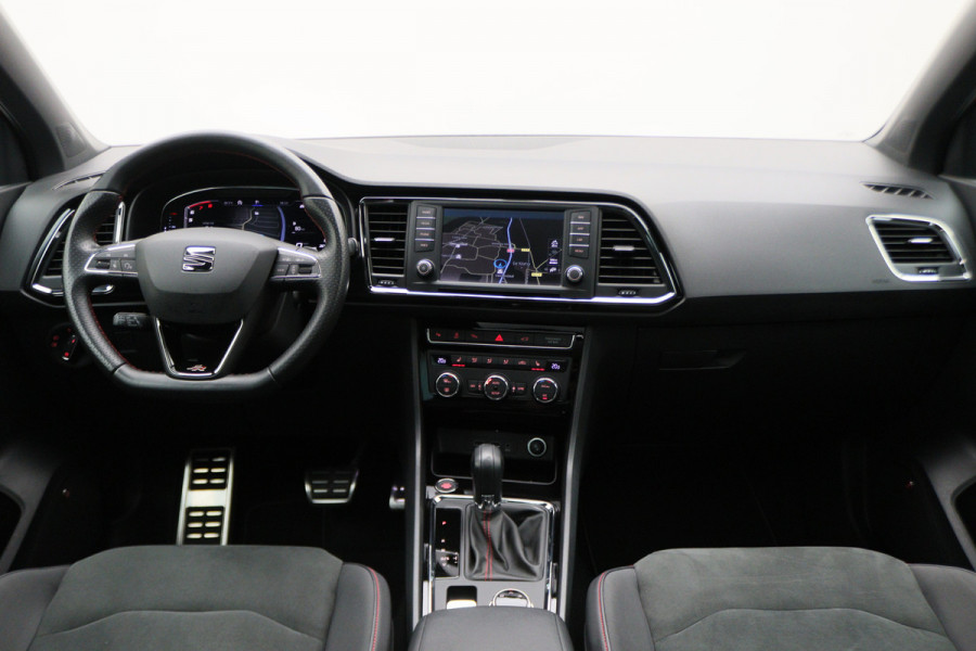 Seat Ateca 1.5 TSI FR Business Intense Automaat Panoramadak, 360° Camera, Beats Audio, Apple Carplay, Afn. Trekhaak